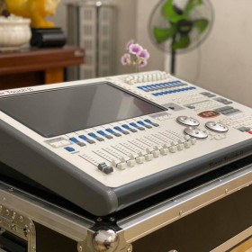 Mixer Ánh Sáng Tiger Touch